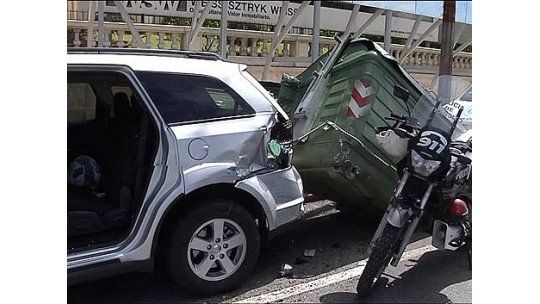 Impresionante accidente en la rambla: ómnibus chocó 4 autos