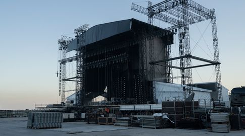Un trabajador muere en accidente durante montaje para el show de Shakira en Rio de Janeiro Un trabajador muere en accidente durante montaje para el show de Shakira en Rio de Janeiro