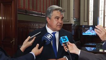 convocan al ministerio de industria a comision del senado para saber plan de contingencia por suba del petroleo