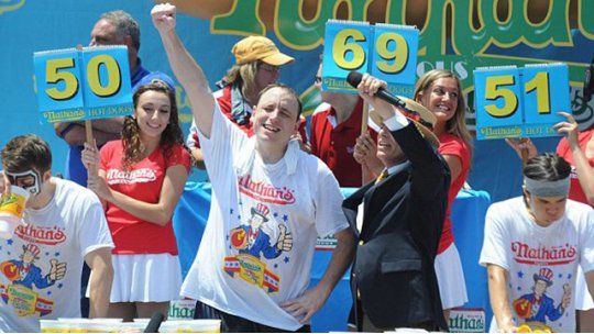 come panchos Joey Chestnut