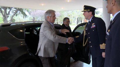 vazquez viajo a peru para participar de la cumbre de las americas en lima