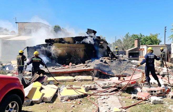 incendio-fatal-18-de-mayo-bomberos.jpg