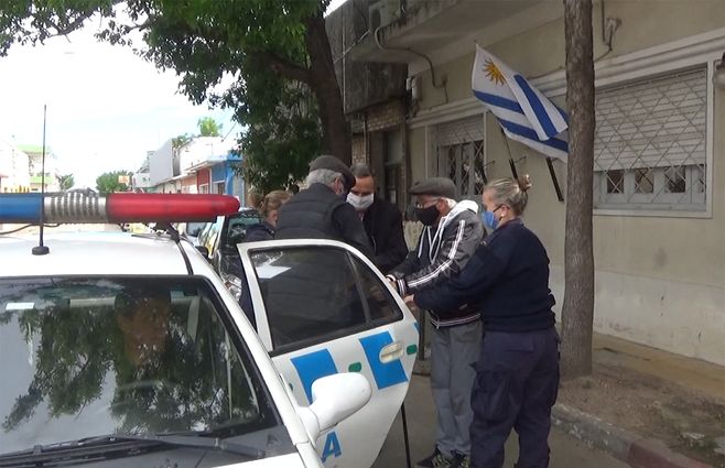 policias-los-vagones-canelones.jpg