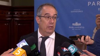 senador jose carlos mahia explico por que asamblea uruguay apoya a yamandu orsi, del mpp