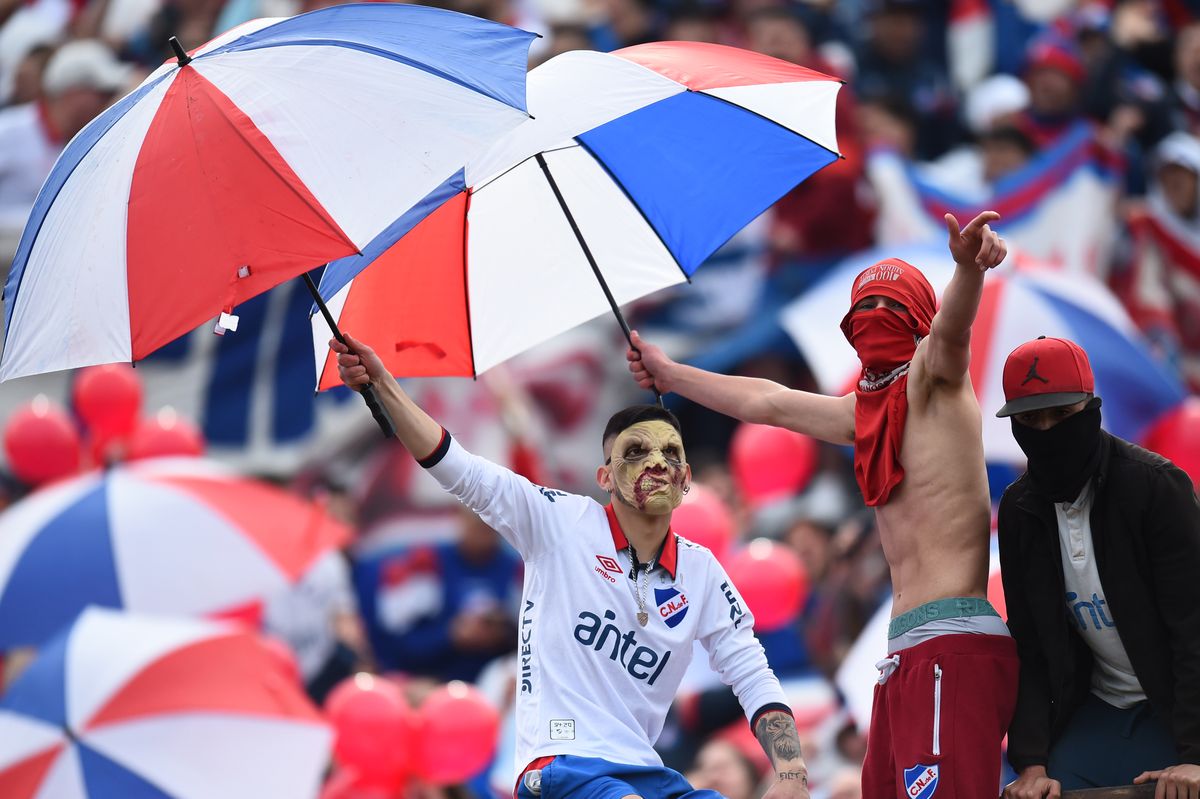 Nacional visita a Central Español en busca de un triunfo que le permita alcanzar a Peñarol en el Clausura