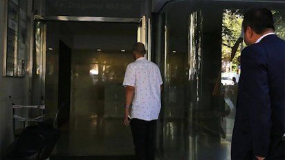 caso maria en espana: consulado uruguayo en barcelona no entrego a la nina
