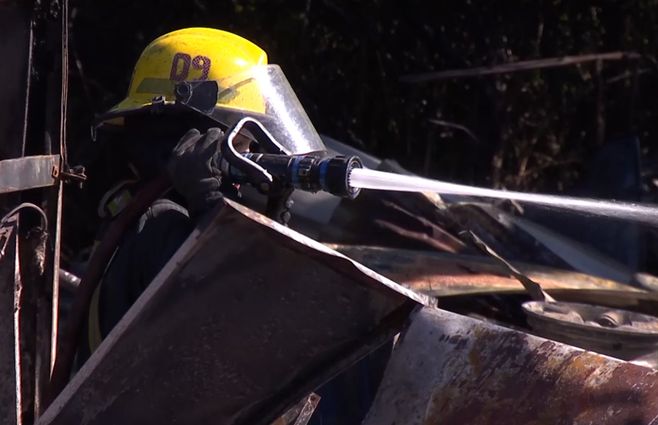 bombero-incendio-vivienda