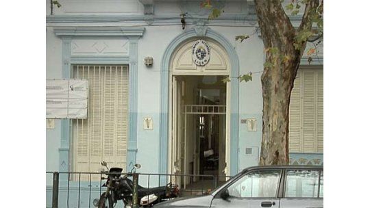 Profesor procesado por crear secta y someter alumnos de liceo 21