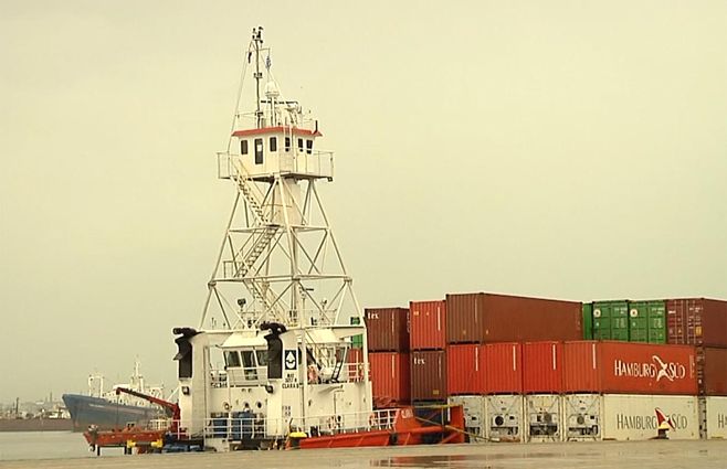 contenedores-puerto-montevideo.jpg