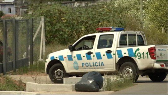 policia camioneta