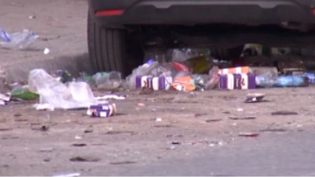 Dos policías fueron embestidos de atrás por un vehículo en el marco de los festejos de Nacional