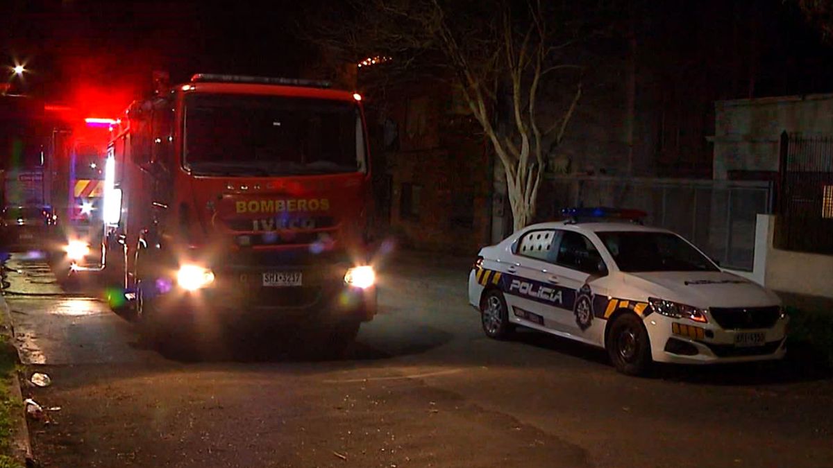 Bomberos rescataron a dos personas que sufrieron múltiples q