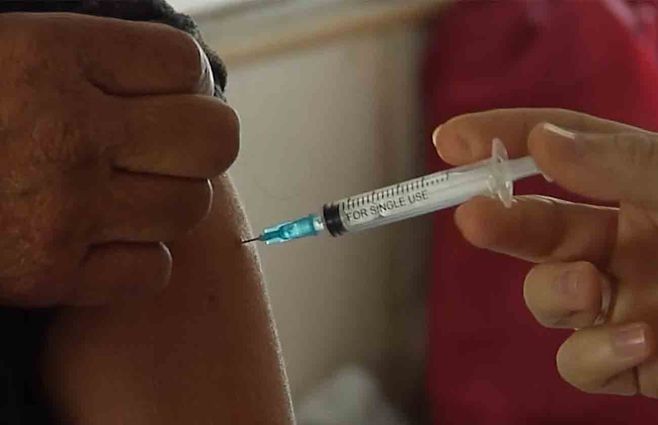 vacuna-gripe-persona-brazo.jpg