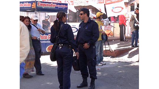 14 menores detenidos por robar en Criolla del Prado