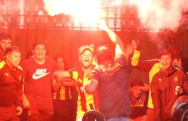 hinchas-peñarol-dinero-presos-brasil.jpg
