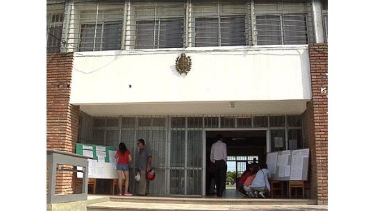 Última instancia este lunes para desarticular paro en liceos