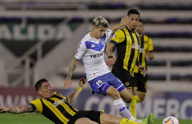 peñarol-velez-2020sudamericana.jpg