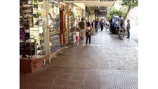 Intendencia y Municipio B buscan embellecer 18 de Julio