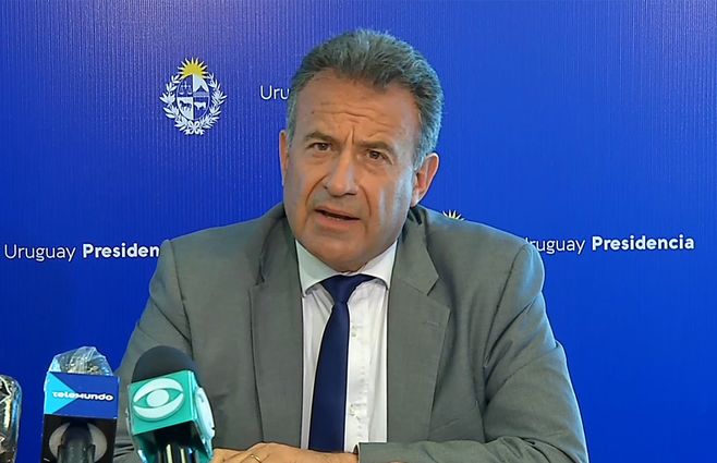 Salinas-ministro-noviembre.jpg