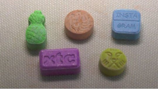 Incautan 19.713 pastillas de éxtasis con valor de medio millón de dólares
