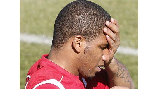 Farfán se intoxicó y suma una nueva baja para Perú ante Uruguay