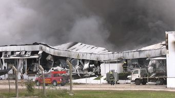 incendio con perdidas totales en planta del frigorifico mendoza en florida