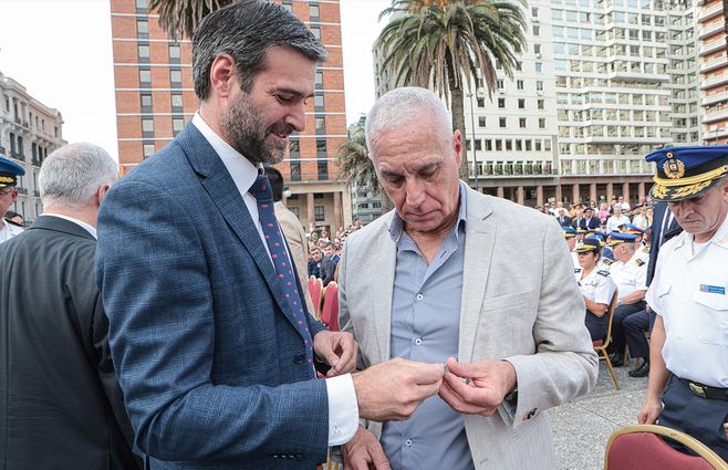 martinelli-negro-archivo-foco-uy.jpg