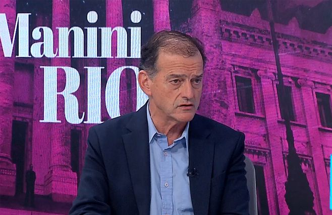 manini-rios-firmas-plebiscito-subrayado.jpg