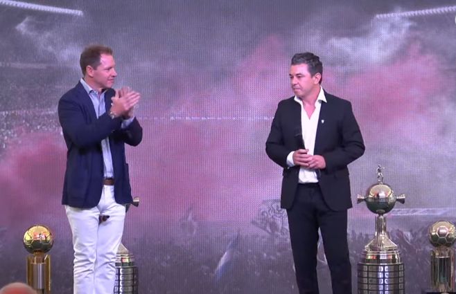 Marcelo Gallardo en la presentación de este lunes. Foto: captura de pantalla de la transmisión oficial por Youtube.&nbsp;