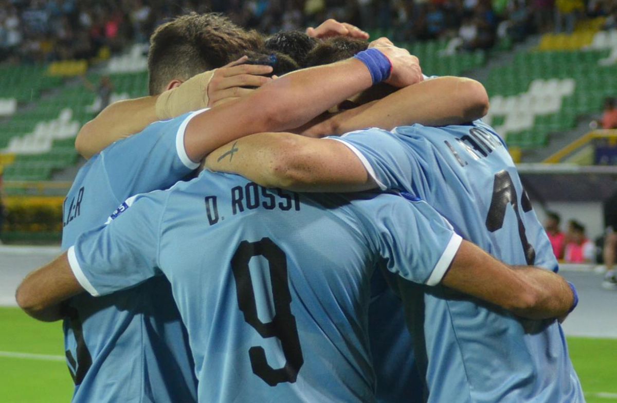 El primer partido en - AUF - Selección Uruguaya de Fútbol