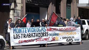 sindicato de montevideogas para y bloquea ingreso a la compania este lunes