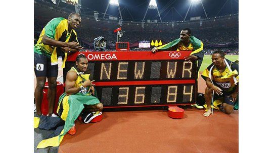 Jamaica se quedó con el relevo 4x100 y Bolt gana su tercer oro