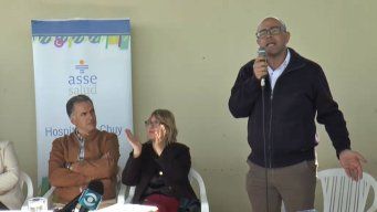 Orsi en una actividad en el Chuy con la ministra Lustemberg y el presidente de ASSE Danza.