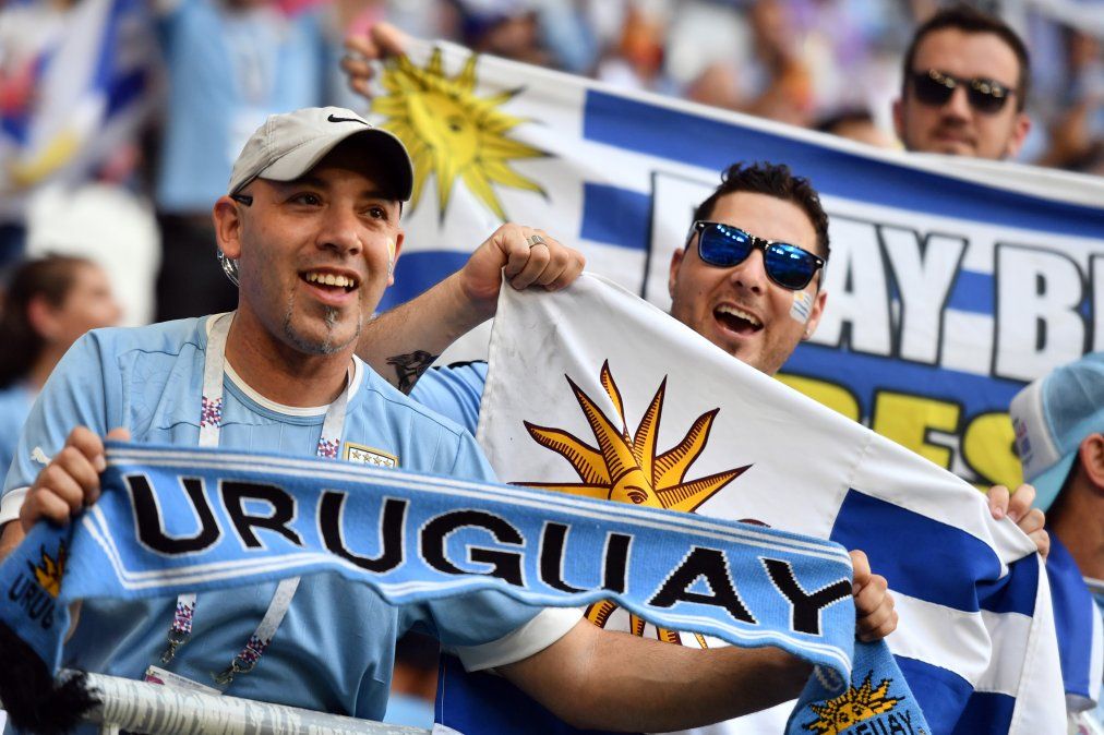 hinchas uruguay 12