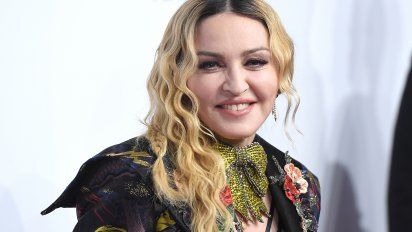 instagram bloqueo video publicado por madonna con informacion falsa sobre covid-19