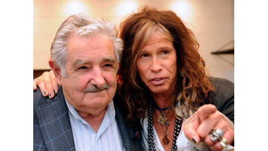 Mujica: “Fui con un intríngulis” al recital de Aerosmith