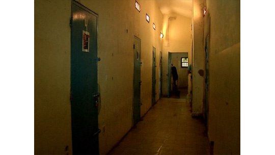 Dos funcionarios quemados en Centro Ser de INAU