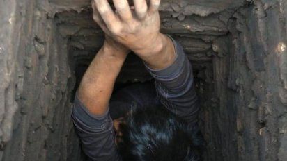 ladron quedo atascado en una chimenea tras ser sorprendido por la policia