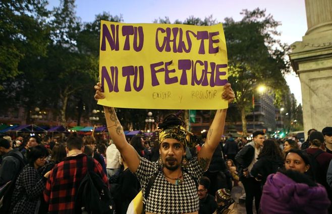 marcha diversidad 2022 foco uy (12).jpeg