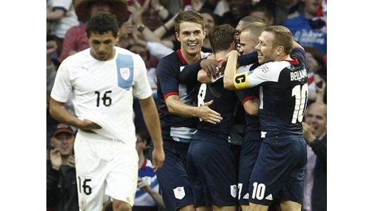 Uruguay furioso por silbatina de británicos al himno nacional