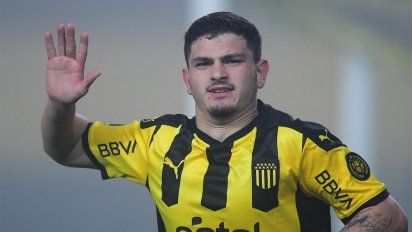 penarol vencio a progreso y quedo segundo, supera a nacional y espera un traspie de plaza