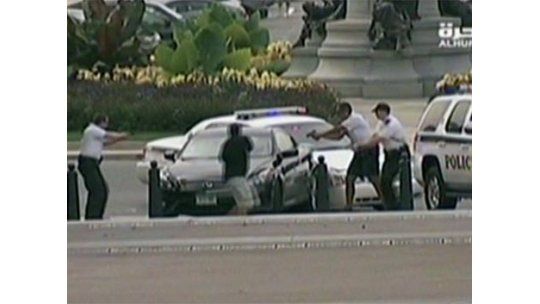 Video de la policía disparando a la mujer que paralizó EEUU