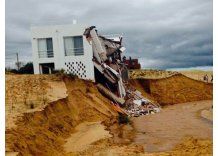 Derrumbes en Punta del Diablo y calles destrozadas en La Paloma