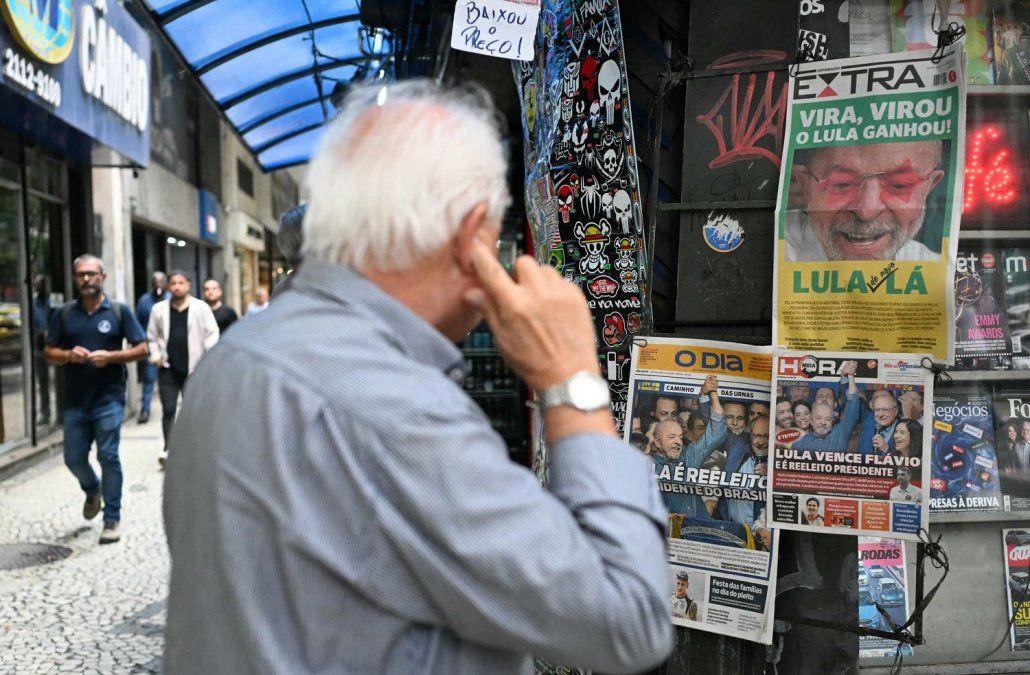 La Bolsa de San Pablo se desploma y el real cae más de 10% tras la victoria de Lula en Brasil