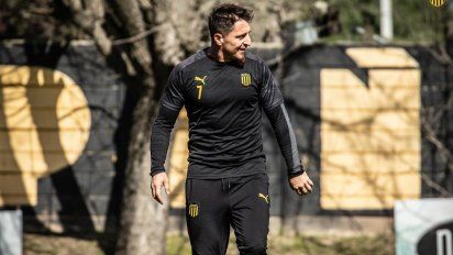 Cebolla busca su mejor forma. Sin la esperanza del Torneo Apertura,  Peñarol está jugado a tener una muy buena Libertadores.