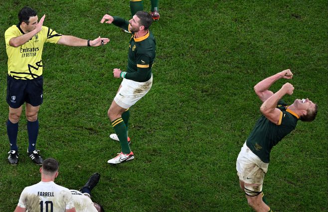 Sudáfrica festeja el triunfo en la hora ante Inglaterra y jugará la final del Mundial de Rugby ante Nueva Zelanda. Foto: AFP.