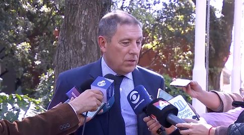 Oddone sobre Cardama: Si esa garantía no tiene sustancia y es sustituida por otra, entiendo que el contrato continúa Oddone sobre Cardama: Si esa garantía no tiene sustancia y es sustituida por otra, entiendo que el contrato continúa