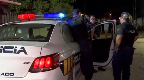 Condenaron al menor de 15 años que mató a un hombre en Piedras Blancas; cumplirá internación en el Inisa Condenaron al menor de 15 años que mató a un hombre en Piedras Blancas; cumplirá internación en el Inisa