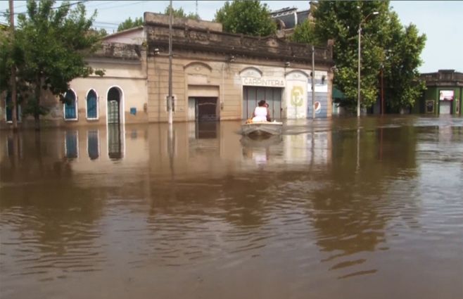 Paysandu-inundaciones-agua.jpg