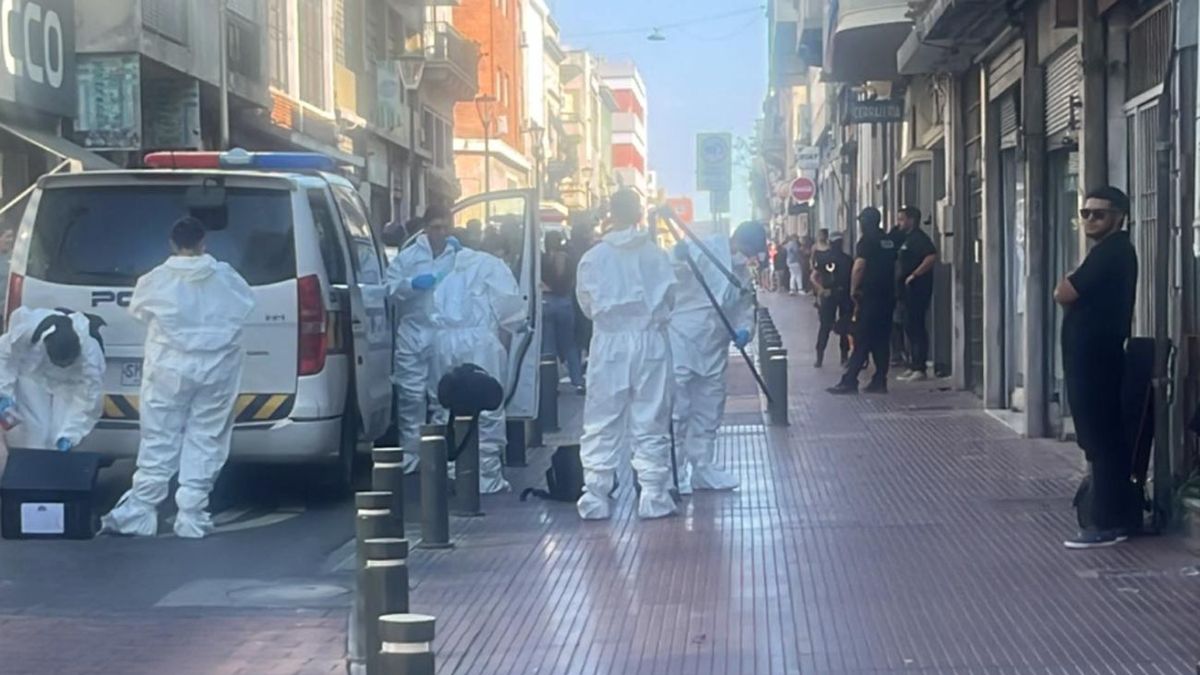 Delincuentes cavaron un túnel para robar un banco en Ciudad Vieja; la Policía frustró el intento y detuvo a 9 personas